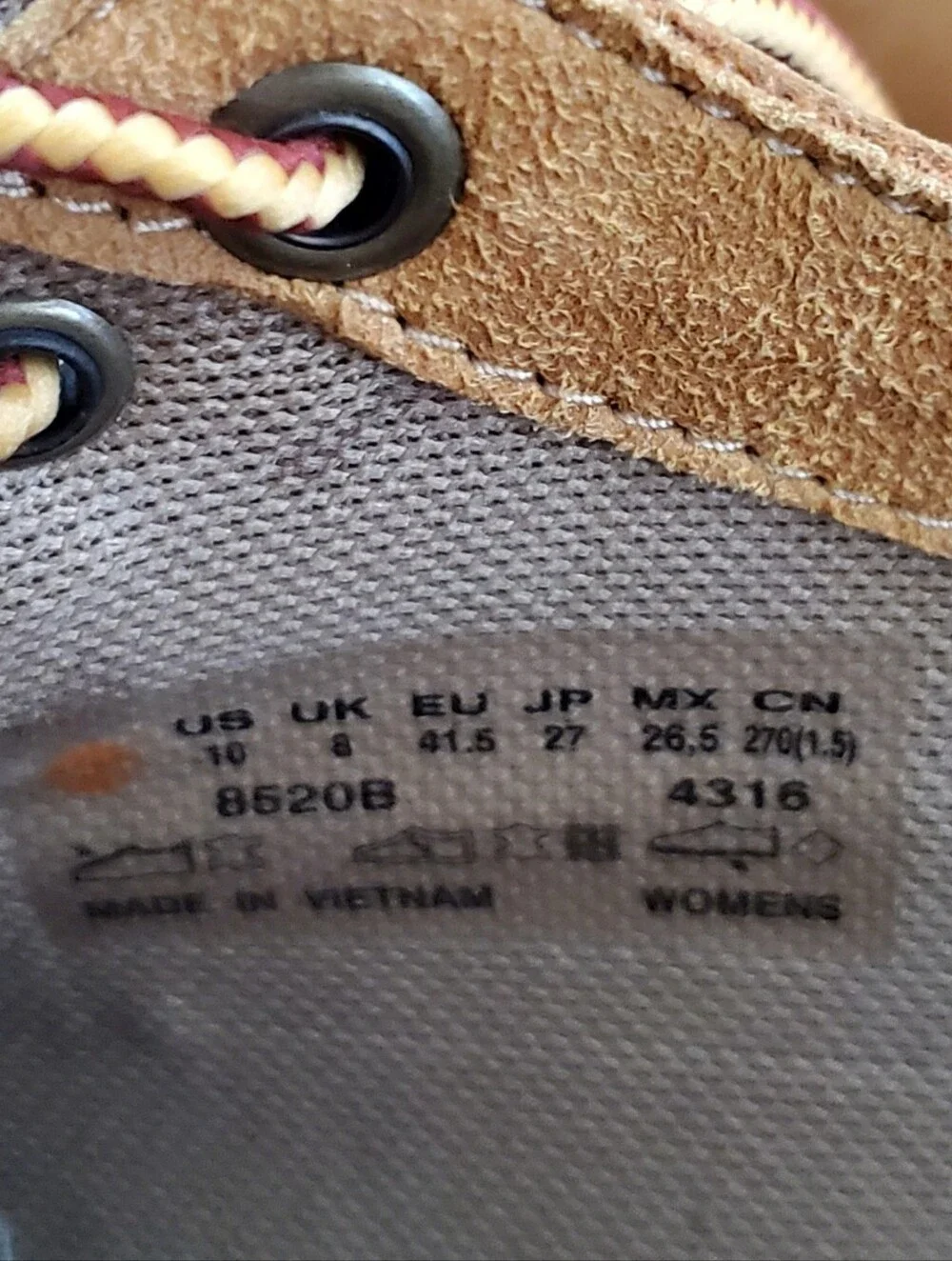 Timberland Women's 10 Wheat Nubuck Oxford Low Cut LaceUp Waterproof  Fall Hiking